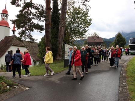 Bericht vom Seniorenausflug nach Hergiswald und zur Glasi Hergiswil